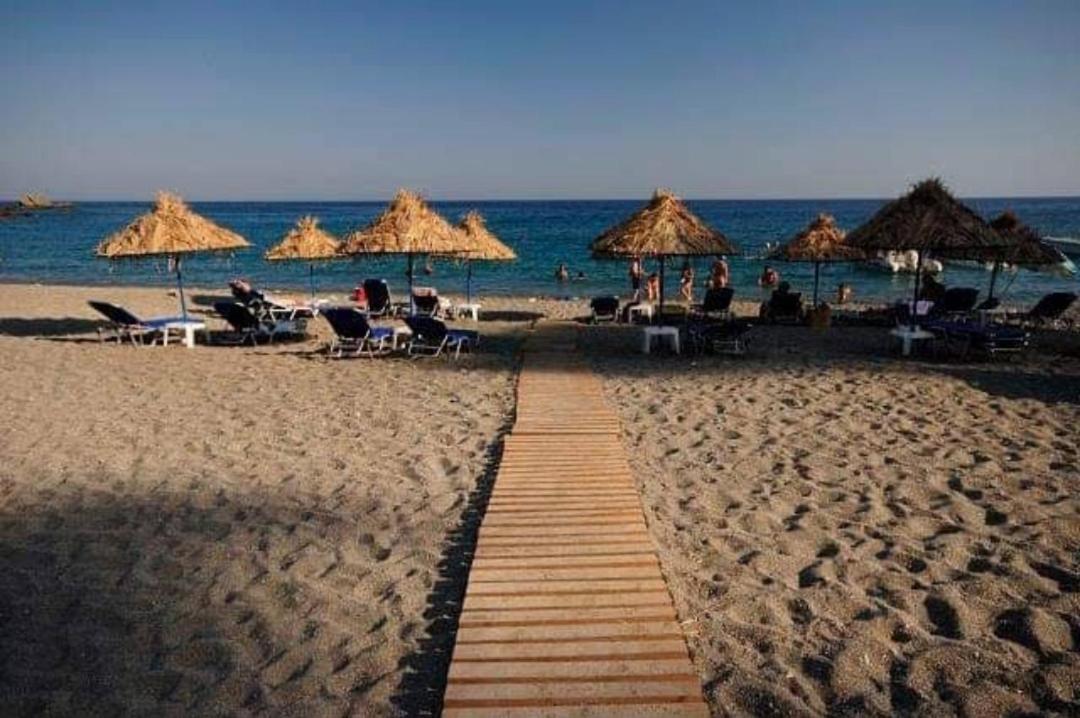 Achlia Beach Apartments 3 Ierápetra Buitenkant foto
